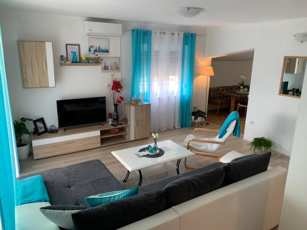 Apartman "Anna" ブリビル エクステリア 写真
