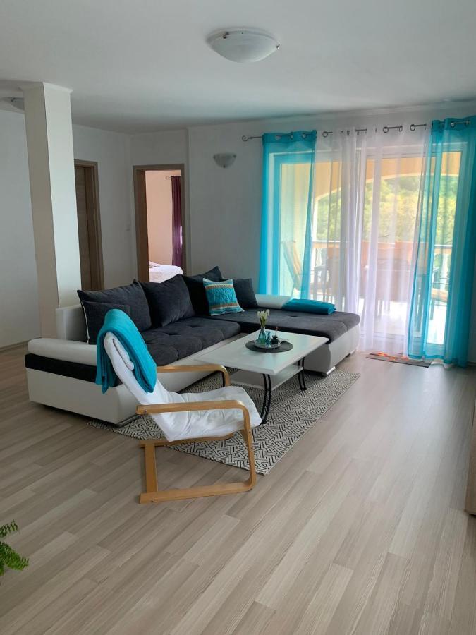 Apartman "Anna" ブリビル エクステリア 写真